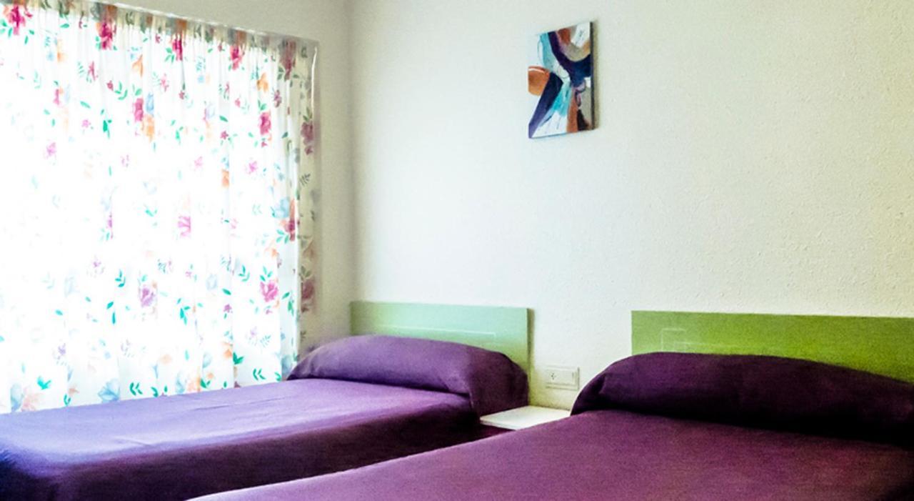 Hostal Rosa Villajoyosa Bagian luar foto
